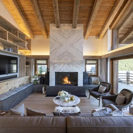 Horská chata Luxury Aurelien Chalet In *
